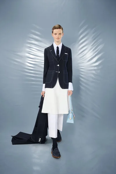 Look 15